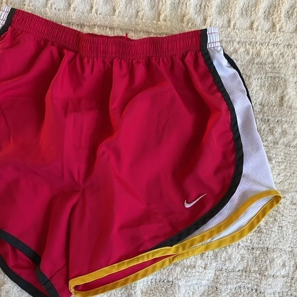 Nike Dri Fit Women’s Running Shorts Livestrong Small Red